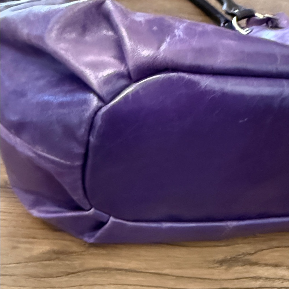 Nino BOSSI Purple Leather Shoulder Bag - Picture 4 of 11